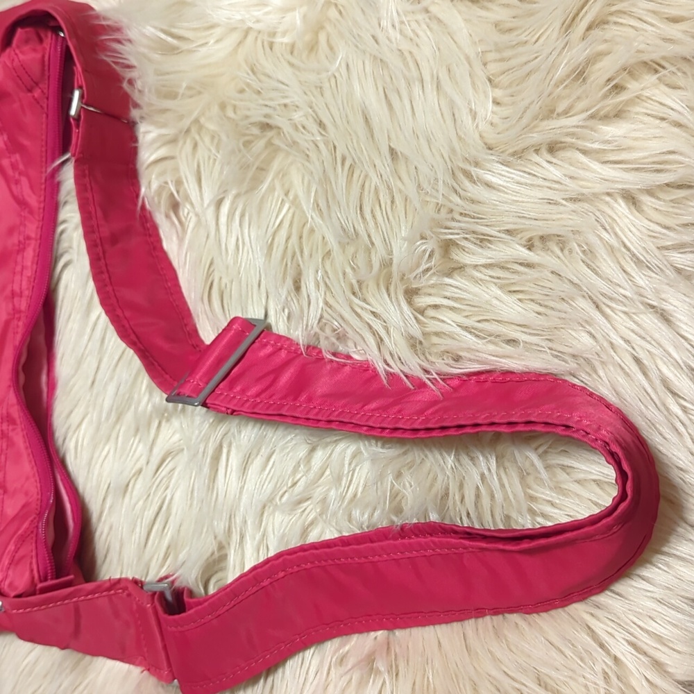 LUG PINK RASPBERRY LARGE CABLE CAR SHOULDER BAG PURSE TOTE - Picture 15 of 15